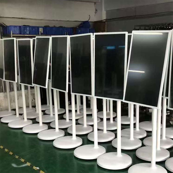 The manufacture of portable TV on wheels