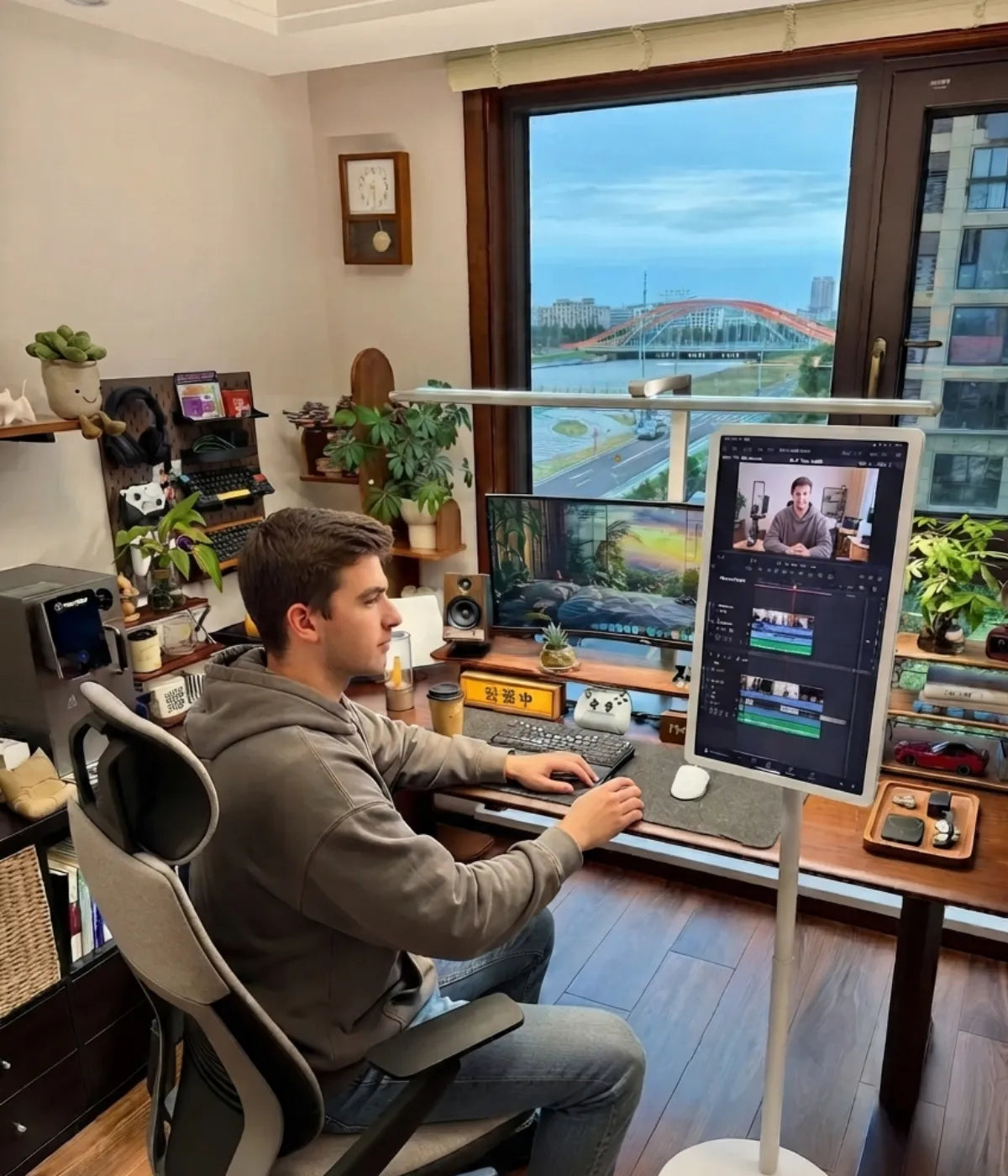 review new youtube video with a portable TV on wheels